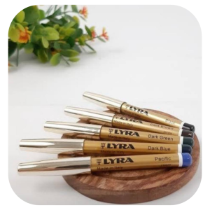 Celak Pensil Lyra